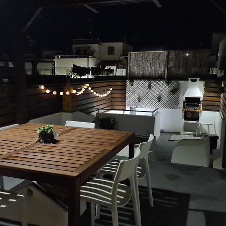 Different House Holidays Fuzeta Luaran gambar